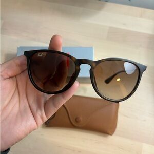 Ray Ban Erika sunglasses 🕶️